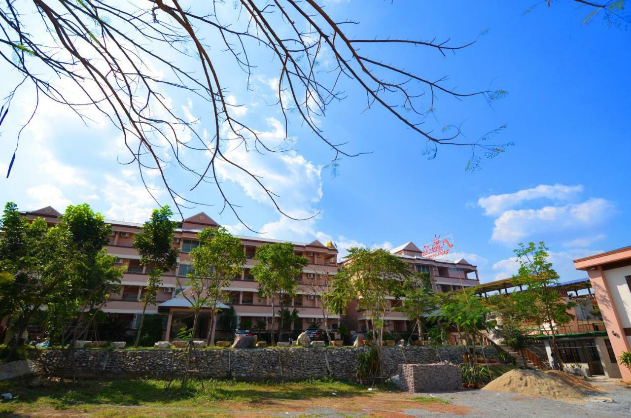 Phuranya Resort Pak Chong Exterior foto